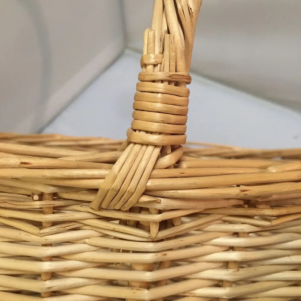 Wicker Basket Medium Natural Tan Oval Woven Willow Handle Cottagecore Farmhouse